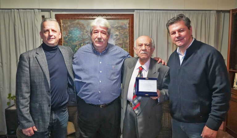 Δήμος Ζαγορίου: Bράβευση του Γ. Καψάλη κορυφαίου Ηπειρώτη Δεξιοτέχνη του κλαρίνου