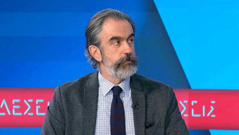 Αγία Παρασκευή: Το παιδί έχει υποστεί τεράστιο σοκ – Μας κάνει εντύπωση η απουσία γονέων και παιδιών, λέει ο δικηγόρος της οικογένειας του 14χρονου στην ΕΡΤ