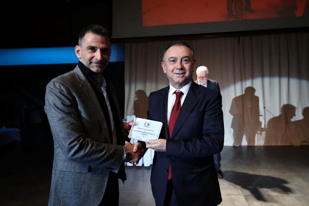 Παρουσία υπουργών και υφυπουργών η κοπή πρωτοχρονιάτικης πίτας στο Επιμελητήριο Λάρισας