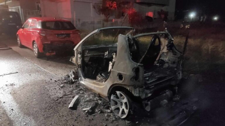 Ηράκλειο: Συνελήφθη για εμπρησμό στο αυτοκίνητο του συντρόφου της – Στο Αυτόφωρο σήμερα η 49χρονη