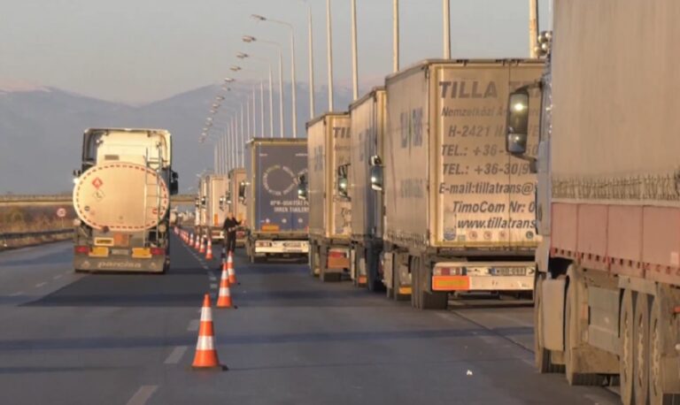 Απαγόρευση κυκλοφορίας φορτηγών στους κλειστούς αυτοκινητοδρόμους της Πελοποννήσου