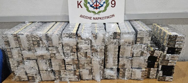 Ηγουμενίτσα: Κατασχέθηκε φορτηγό με λαθραία τσιγάρα