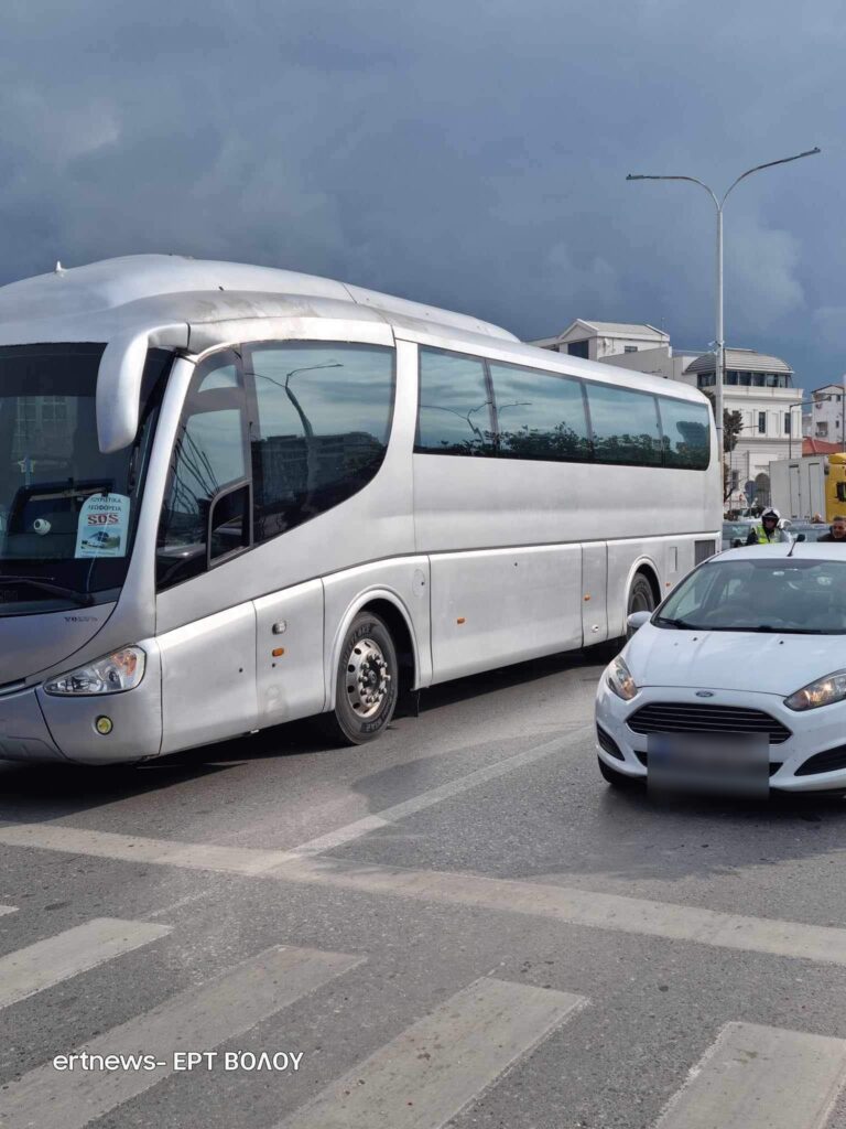 Βόλος: Στους δρόμους σήμερα οι ιδιοκτήτες τουριστικών λεωφορείων (video)