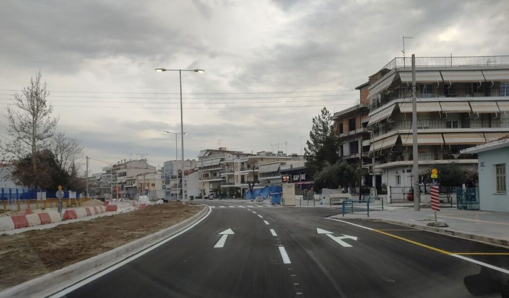 Λάρισα: Συνεχίζονται τα έργα στην Ηρώων Πολυτεχνείου για τον Εσωτερικό Δακτύλιο