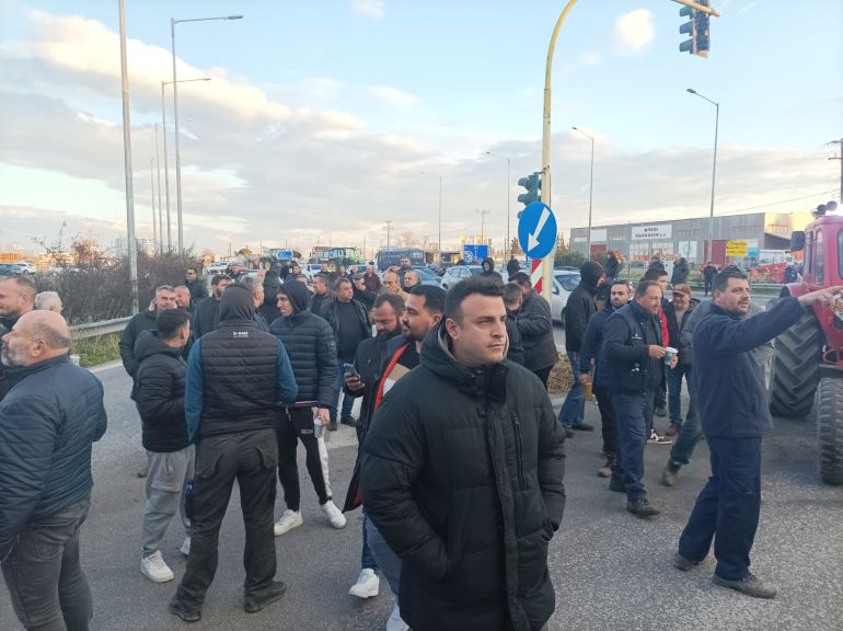 Κλιμάκωση των κινητοποιήσεων προτείνει το μπλόκο Πλατυκάμπου