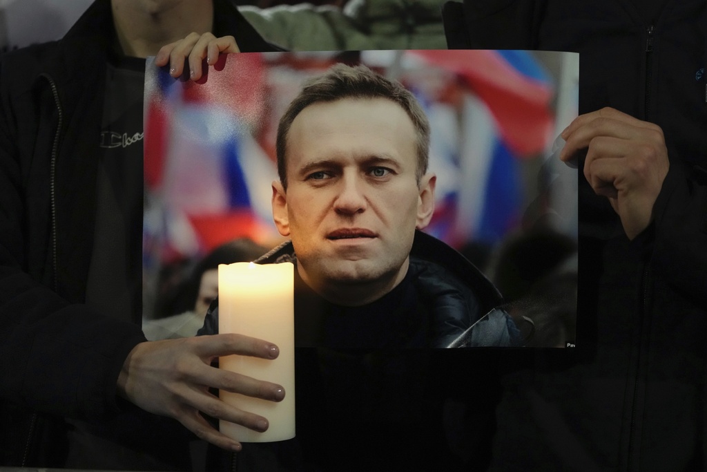 Πάνω από 340 συλλήψεις σε εκδηλώσεις στη μνήμη του Αλεξέι Ναβάλνι