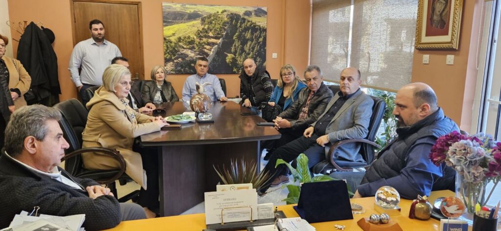 Στα Φάρσαλα ο υφυπουργός Χρ. Τριαντόπουλος για την αποκατάσταση των ζημιών απο τις πλημμύρες