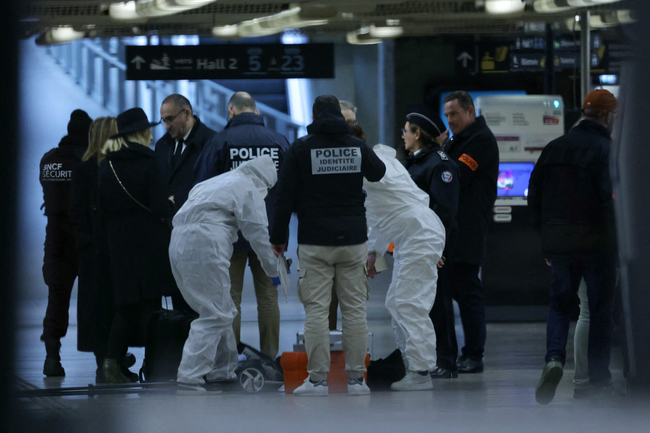 Παρίσι: Η επίθεση με μαχαίρι στο σιδηροδρομικό σταθμό δεν θεωρείται τρομοκρατική