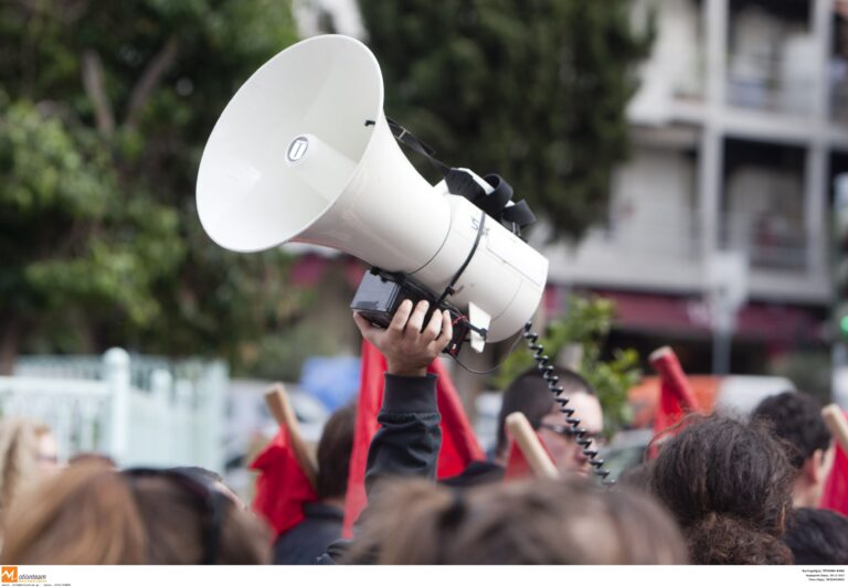 ΑΔΕΔΥ: 24ωρη απεργία την Τετάρτη 28/2 – Πώς θα κινηθούν τα ΜΜΜ