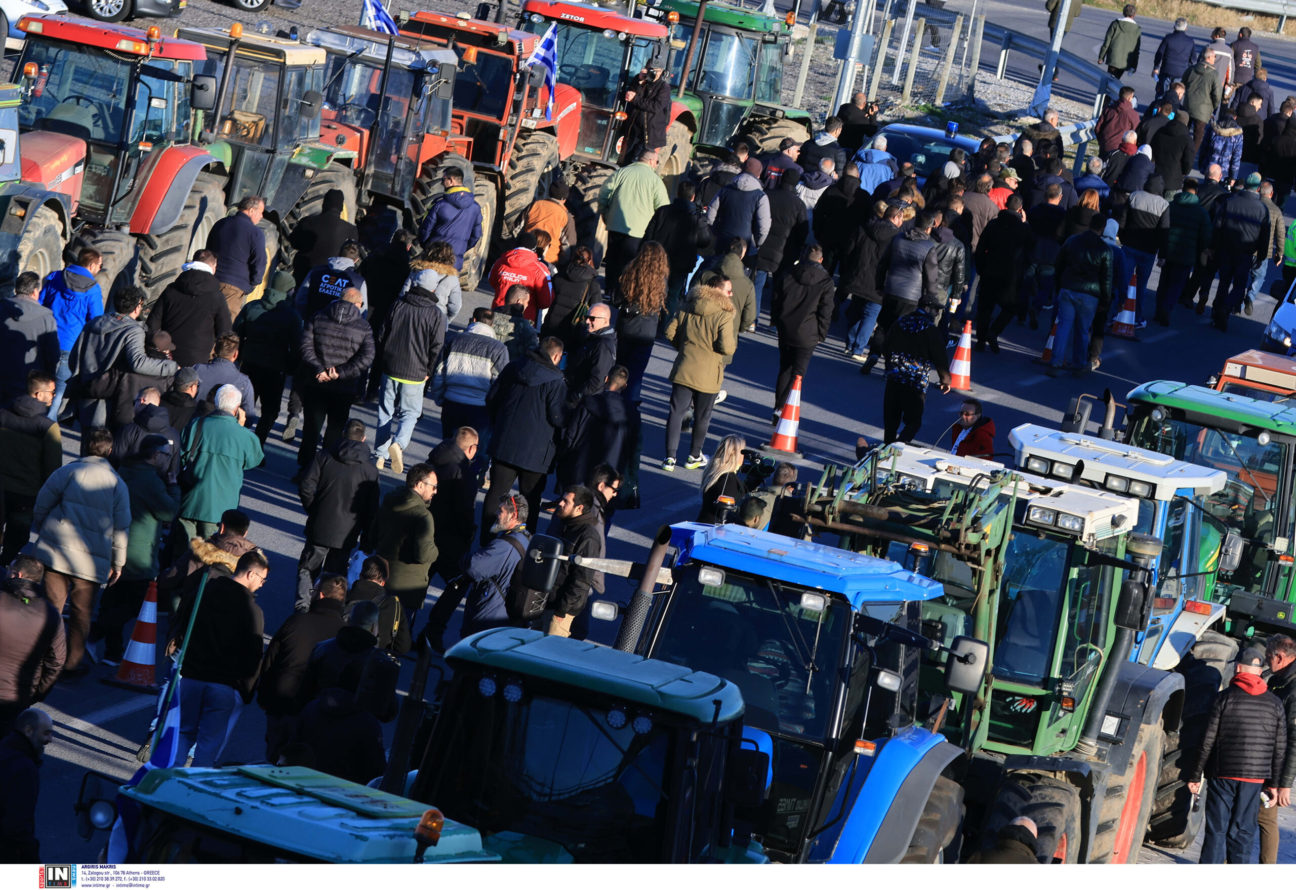 Αγροτικές κινητοποιήσεις: Παραμένουν τα τρακτέρ στην “Agrotica” – Oι πρώτες αντιδράσεις για Θεσσαλία