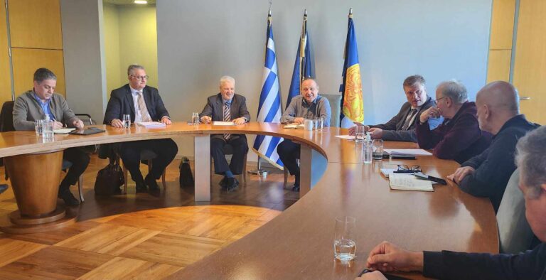 Θεσσαλονίκη: Συνάντηση εργασίας του δημάρχου Στέλιου Αγγελούδη με τον πρόεδρο του ΟΑΣΘ Κώστα Ταγγίρη