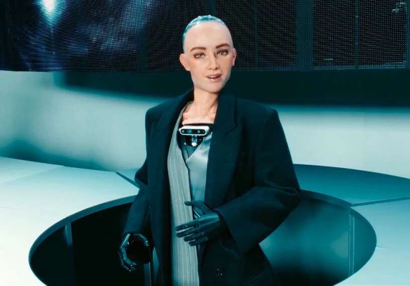 Στη Ρόδο θα βρεθεί το κορυφαίο στο είδος του διάσημο ανθρωποειδές ρομπότ Sophia