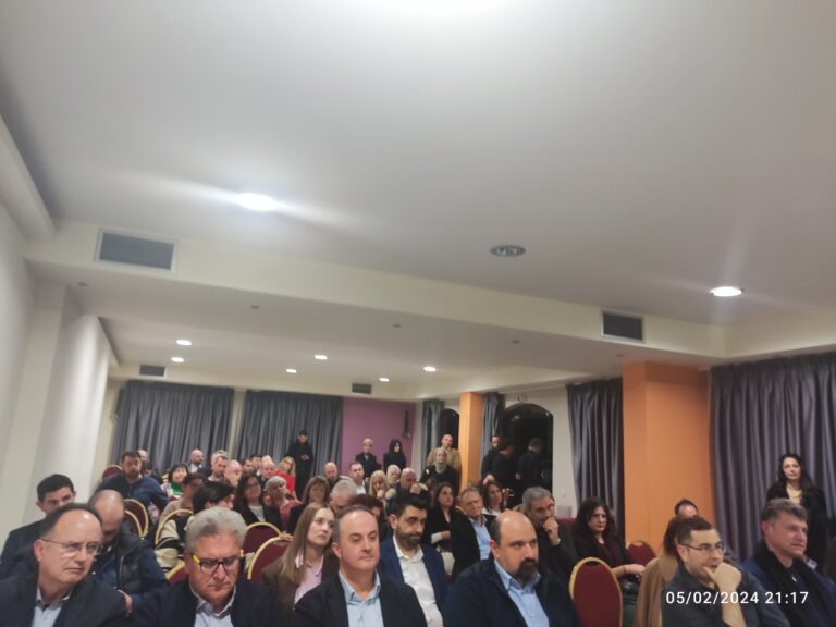 Βόλος: Βράβευση του Επιμελητηρίου Μαγνησίας από την Ένωση Ξενοδόχων