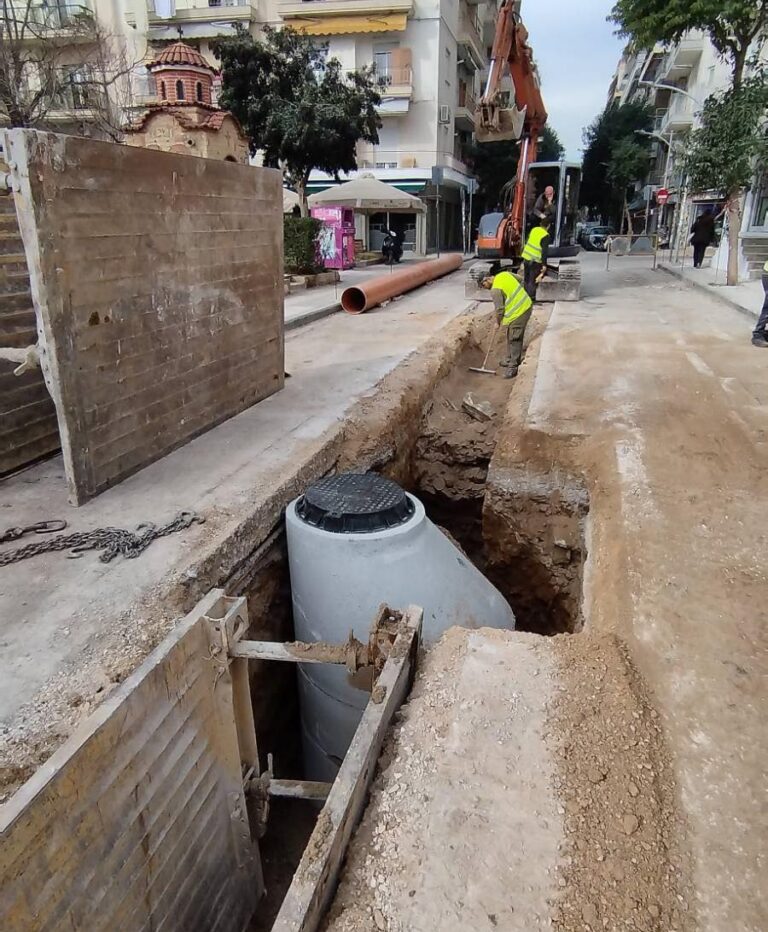 Θεσσαλονίκη: Τμήμα βυζαντινού τείχους βρέθηκε μετά από εργασίες της ΕΥΑΘ (φωτο)
