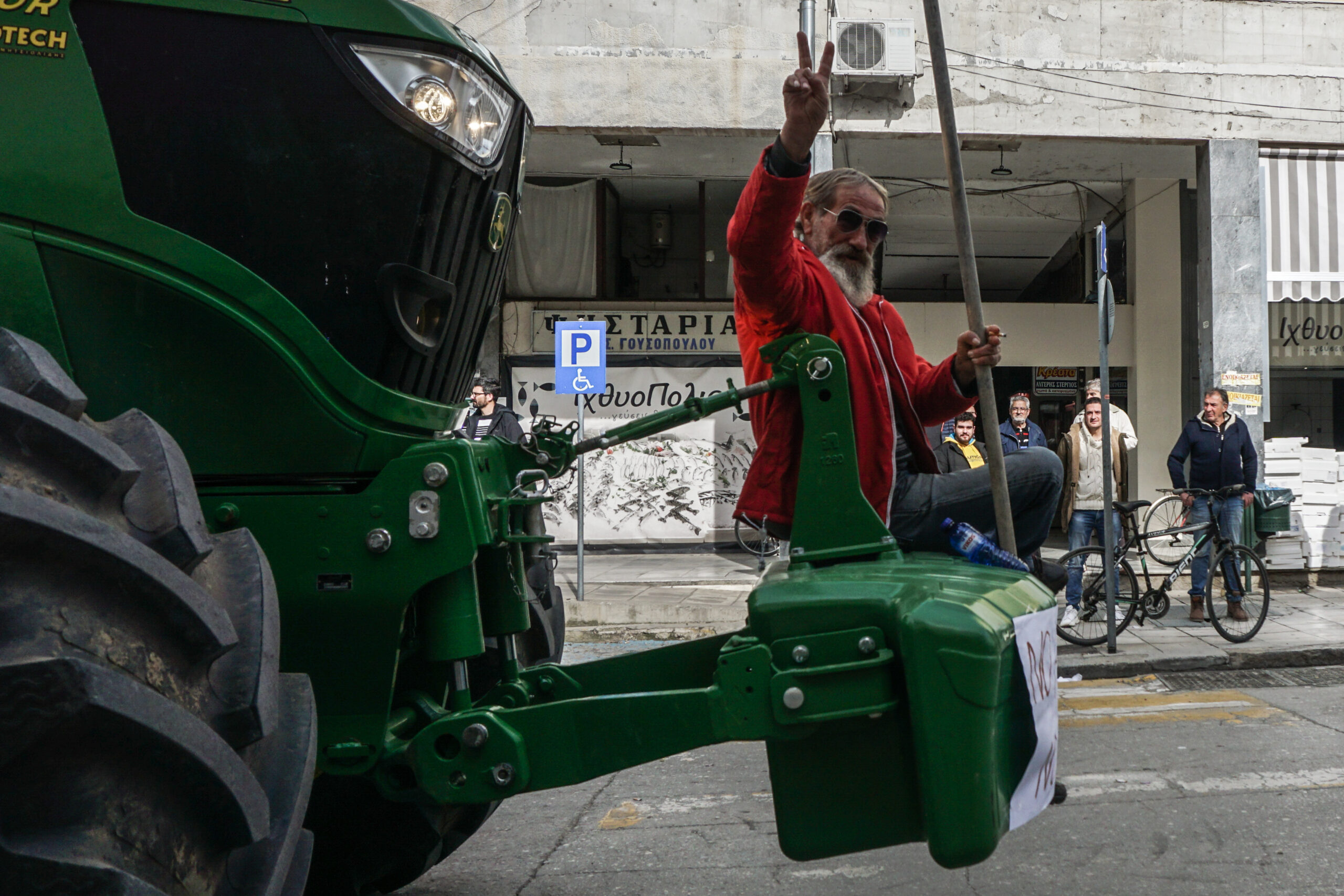 Ώρα αποφάσεων για τους αγρότες – Την Τρίτη η κρίσιμη σύσκεψη για το μέλλον των κινητοποιήσεων