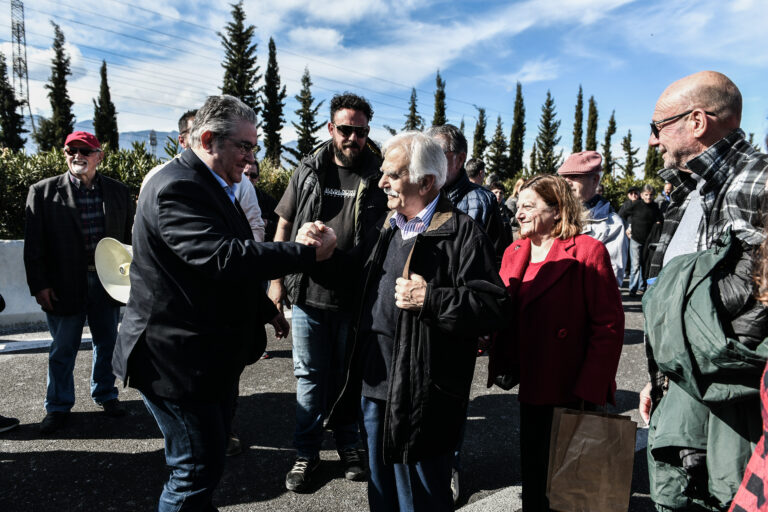 Δ. Κουτσούμπας: «Ο αγώνας των αγροτών είναι δίκαιος – Να υλοποιηθούν εδώ και τώρα τα αιτήματά τους»