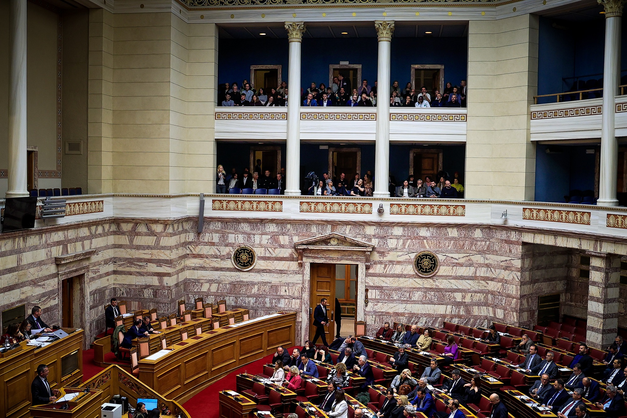 Νομοσχέδιο για ομόφυλα: Διόρθωση αποτελέσματος –  Δεν είχε προσμετρηθεί σωστά η ψήφος του βουλευτή της ΝΔ Γ. Καρασμάνη