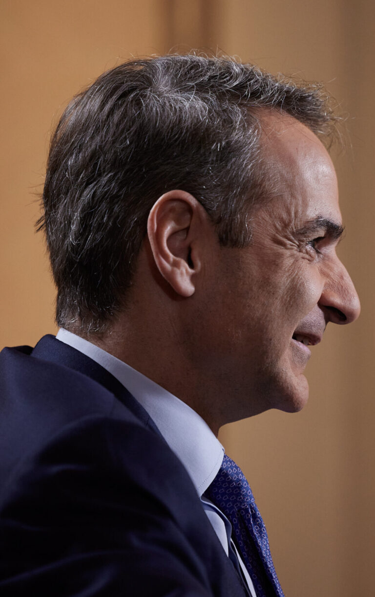 Στο Κατάρ ο Πρωθυπουργός – Στην ατζέντα μεσανατολικό, ανθρωπιστική κρίση και ασφάλεια ναυσιπλοΐας
