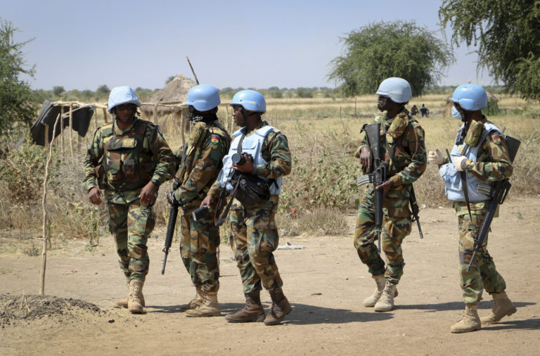 Νότιο Σουδάν: Τουλάχιστον 18 νεκροί, ανάμεσά τους 8 στρατιωτικοί, σε επιθέσεις ενόπλων