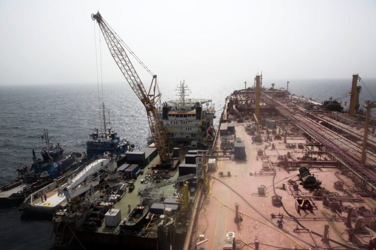 Ελαφριές ζημιές υπέστη φορτηγό πλοίο σε επίθεση UAV στην Ερυθρά Θάλασσα