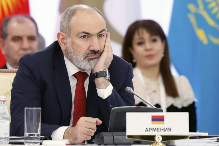 Ο Κ. Μητσοτάκης και η ΠτΔ Κ. Σακελλαροπούλου θα συναντηθούν την Τρίτη με τον πρωθυπουργό της Αρμενίας