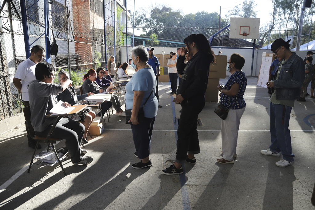 Ελ Σαλβαδόρ: Έκλεισαν οι κάλπες για τις προεδρικές και βουλευτικές εκλογές
