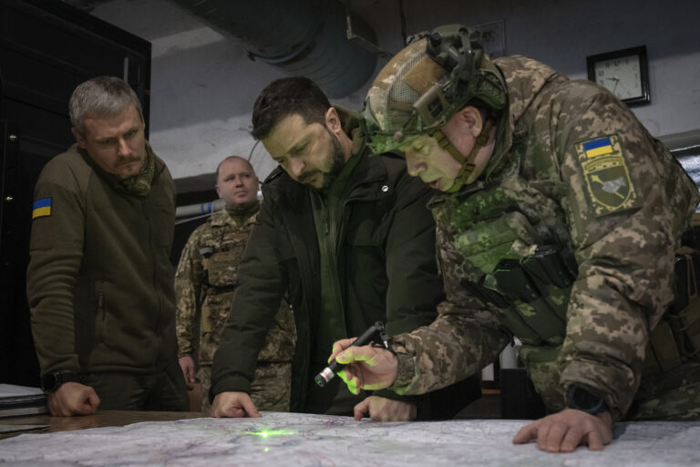 Ρωσικό πλήγμα στην Οδησσό -Έκκληση Ζελένσκι προς τη Δύση για ενίσχυση με οπλικά συστήματα