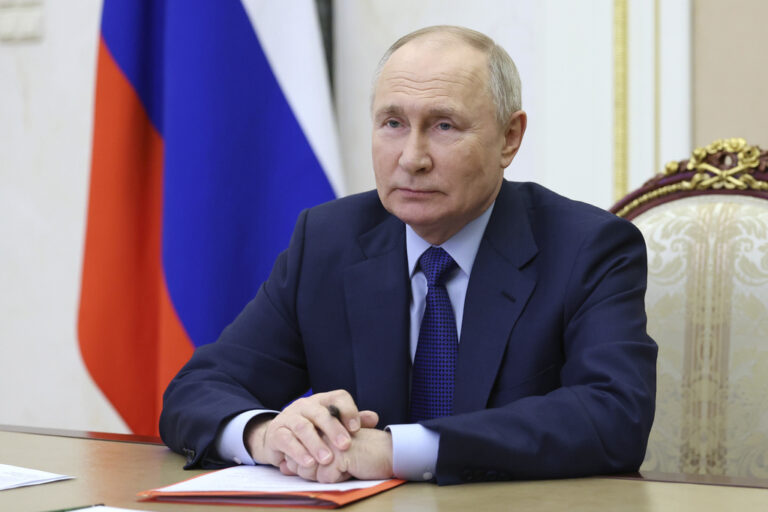 Βλ. Πούτιν: Είχα συμφωνήσει να ανταλλάξουμε τον Ναβάλνι με Ρώσους κρατούμενους στη Δύση – Πώς βλέπει την εξέλιξη του πολέμου με την Ουκρανία