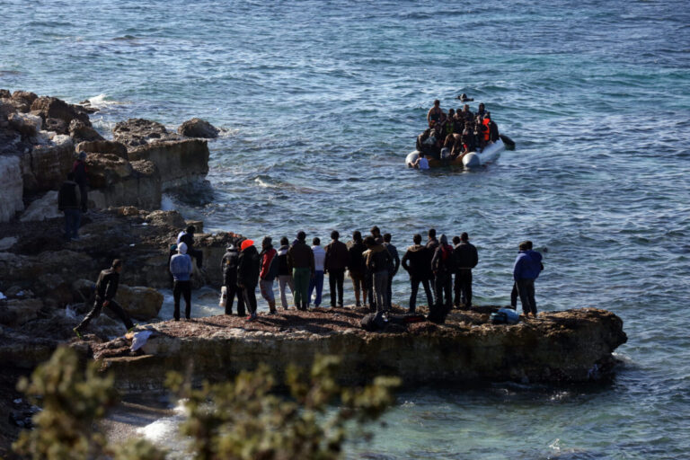 Μαρόκο: Οκτώ μετανάστες νεκροί σε ναυάγιο