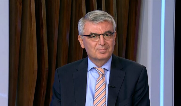 Παναγιώτης Τσακλόγλου: Κανένας δεν μένει ακάλυπτος από το Εθνικό Σύστημα Υγείας