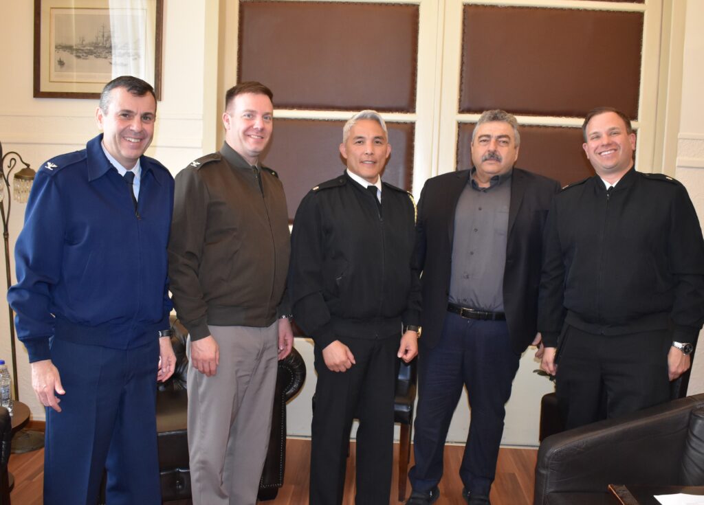 Εθιμοτυπική επίσκεψη του νέου επιτελείου της Πρεσβείας των ΗΠΑ στον Αντιπεριφερειάρχη Χανίων