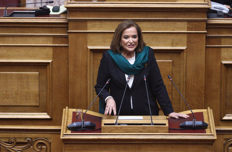 Βουλή – Ντ. Μπακογιάννη: Η ατμομηχανή για την εμβάθυνση της δημοκρατίας και της ισότητας ξεκίνησε