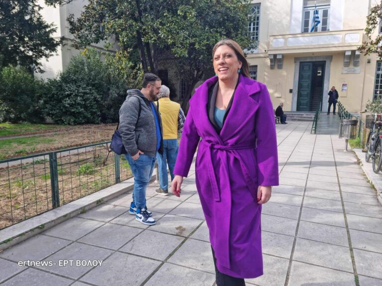 Βόλος: Ζωή Κωνσταντοπούλου – “Τα παιχνίδια του κ. Μητσοτάκη με τη Θεσσαλία δεν είναι ανεκτά από αγρότες και πλημμυροπαθείς”