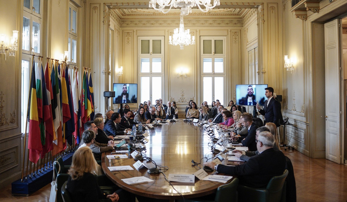 Εθνική στρατηγική για τον καρκίνο: Σημαντικό βήμα η δημιουργία Εθνικού  Μητρώου Νεοπλασιών - ertnews.gr