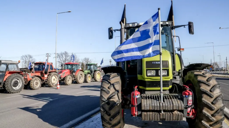Στα μπλόκα επιστρέφουν οι αγρότες- Μηχανοκίνητη πορεία αγροτών προς το ΥΜΑΘ