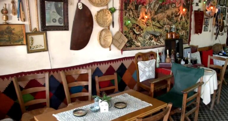 Σέρρες: Ένα καφενείο σαν λαογραφικό μουσείο στα Κάτω Πορόια