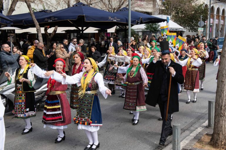 Απόκριες στην Αθήνα: 23 ημέρες καρναβάλι με 80 εκδηλώσεις σε 55 σημεία