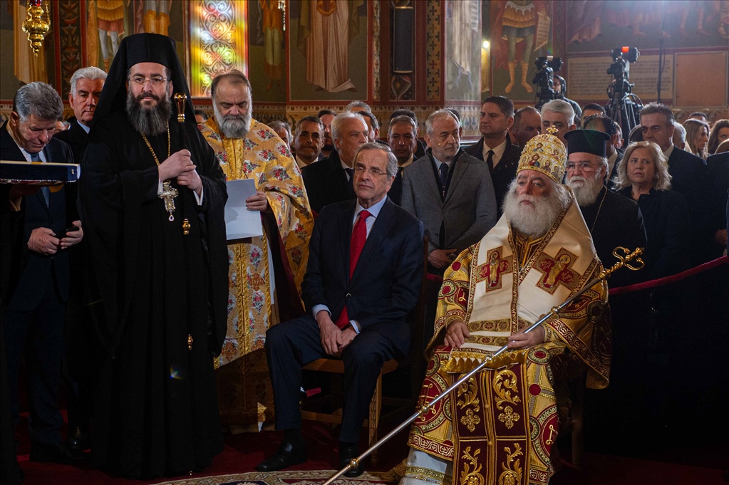 Καλαμάτα: Παρουσία του Πατριάρχη Αλεξανδρείας τιμήθηκε η πολιούχος «Παναγία Υπαπαντή» (video)