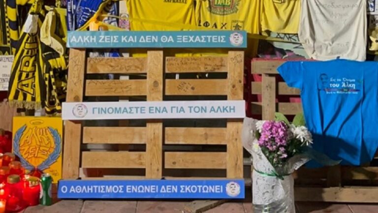 Θεσσαλονίκη: Δύο χρόνια από την άγρια δολοφονία του Άλκη Καμπανού – Δεκαεννιά κεριά άναψαν στις 00:19 στη μνήμη του (video)