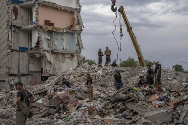 Πόλεμος στην Ουκρανία: Τρεις νεκροί από ουκρανικό βομβαρδισμό στην επαρχία Ντονέτσκ