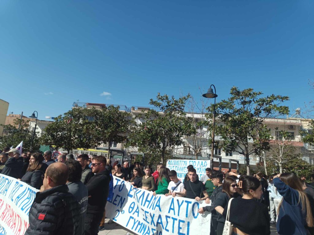 Πορεία αγροτών και συνδικάτων στην Ηγουμενίτσα (βίντεο)