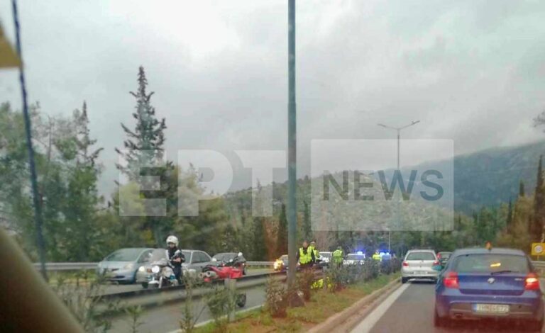 Ανατροπή μοτοσικλέτας στην Κατεχάκη –  Τραυματίστηκαν δύο άτομα το ένα εκ των οποίων πολύ σοβαρά