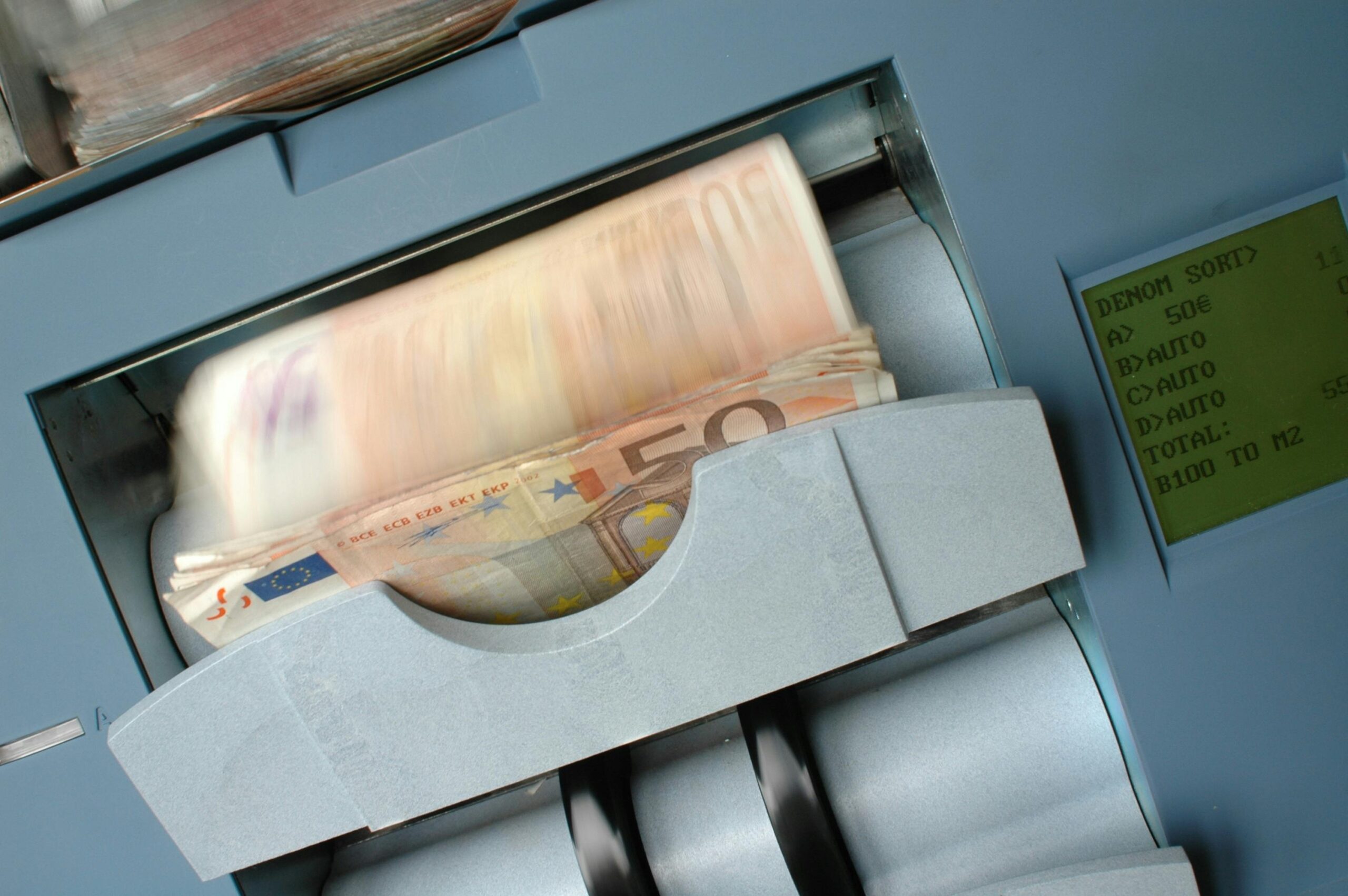 Ληξιπρόθεσμα χρέη: ποσά και ποιοι χρωστάνε τα 107 δισ ευρώ – Αποκαλυπτικά στοιχεία του ΓΠΚΒ