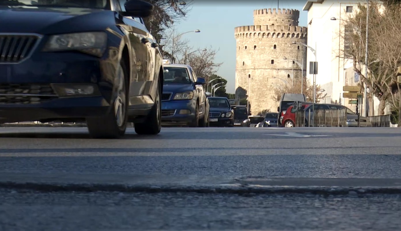 Θεσσαλονίκη: Δύσκολη μέρα για το κυκλοφοριακό της πόλης με την «απόβαση» των τρακτέρ και το φοιτητικό συλλαλητήριο – Επί ποδός η Τροχαία