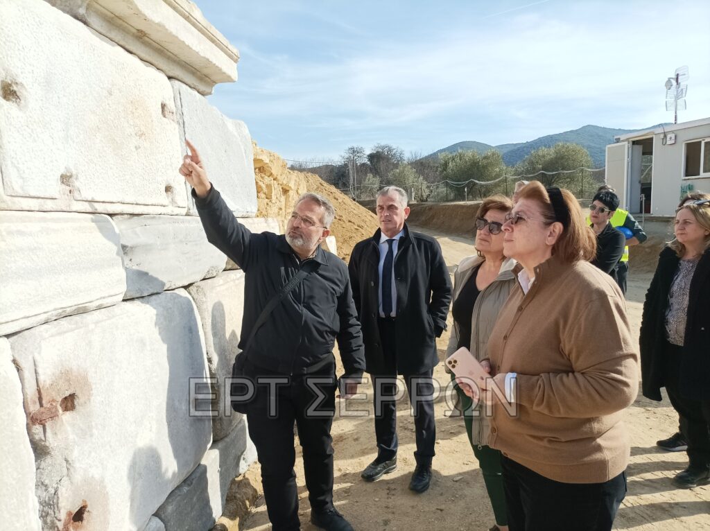 Λίνα Μενδώνη: “Επισκέψιμος το αργότερο το 2028 ο Τύμβος Καστά”