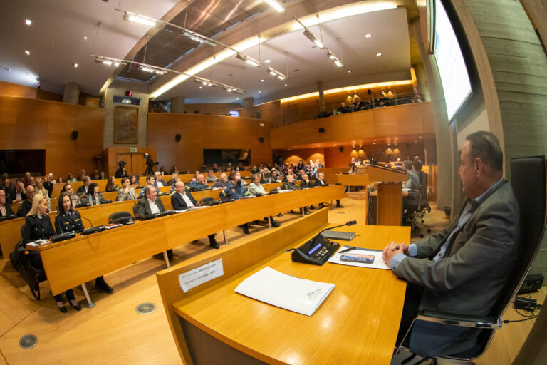 Θεσσαλονίκη: Ένταση και αντεγκλήσεις στο Δημοτικό Συμβούλιο για το Flyover