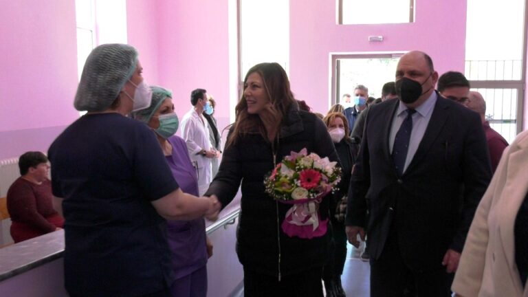 Σοφία Ζαχαράκη: “Μικρό θαύμα ανθρωπιάς το Κέντρο Κοινωνικής Πρόνοιας Βορείου Αιγαίου” (βίντεο)