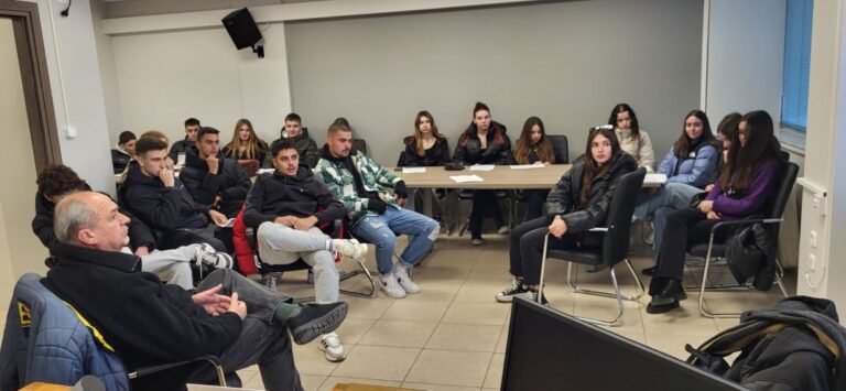 Λάρισα: Επίσκεψη μαθητών ΓΕΛ Αγιάς στο Οικονομικό Επιμελητήριο Ελλάδας
