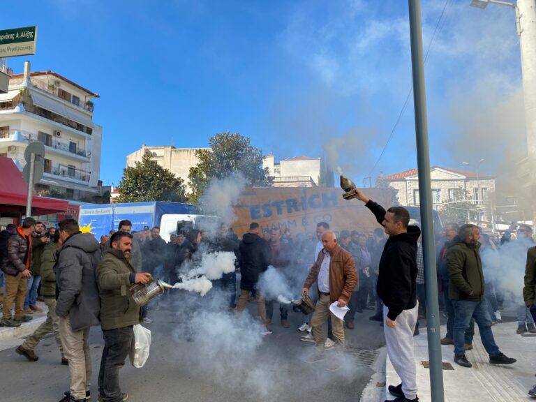 Δυναμικό το συλλαλητήριο των μελισσοκόμων της Πελοποννήσου στην Τρίπολη (video)