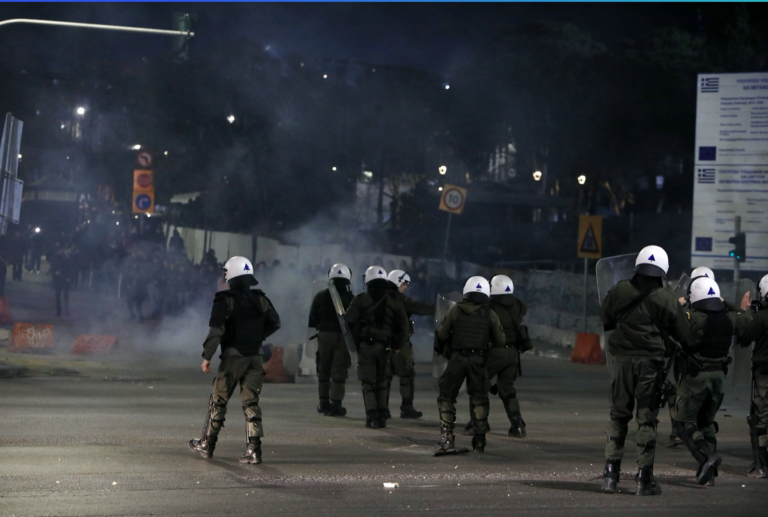 Θεσσαλονίκη: Φθορές στο ΑΠΘ μετά την πορεία για την αστυνομική επιχείρηση στο Δημοκρίτειο